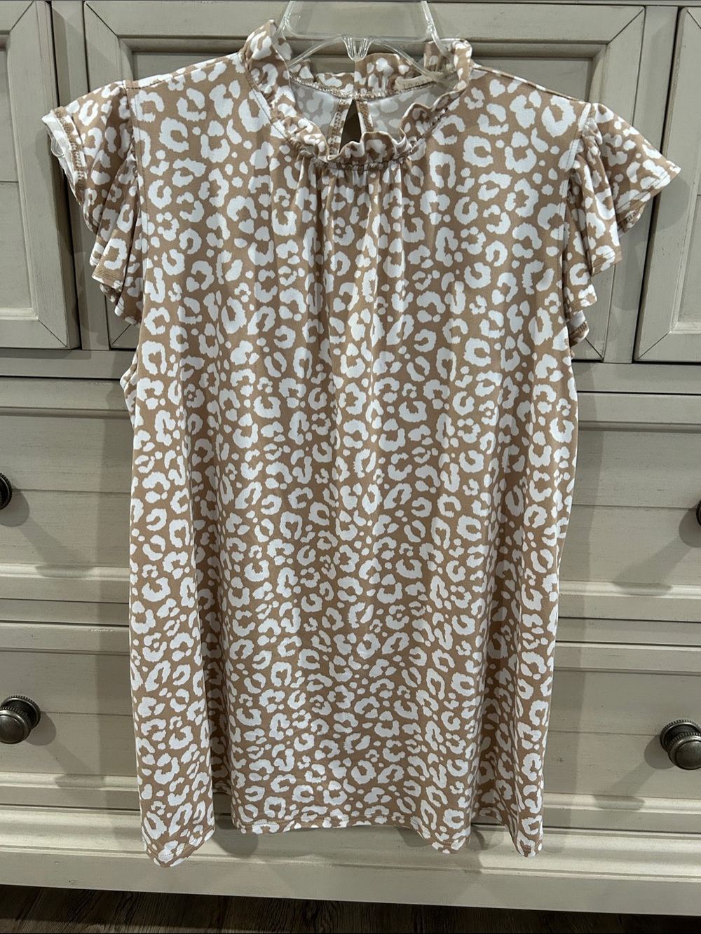 JODIFL Beige and White Animal Print Tunic Top